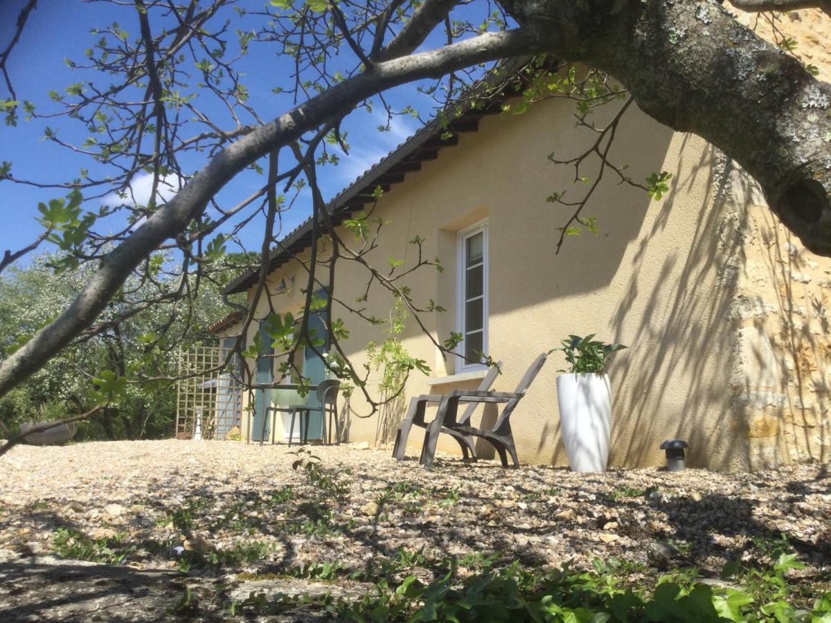 Domaine La Borniotte Apartment Saint-Alvere Bagian luar foto