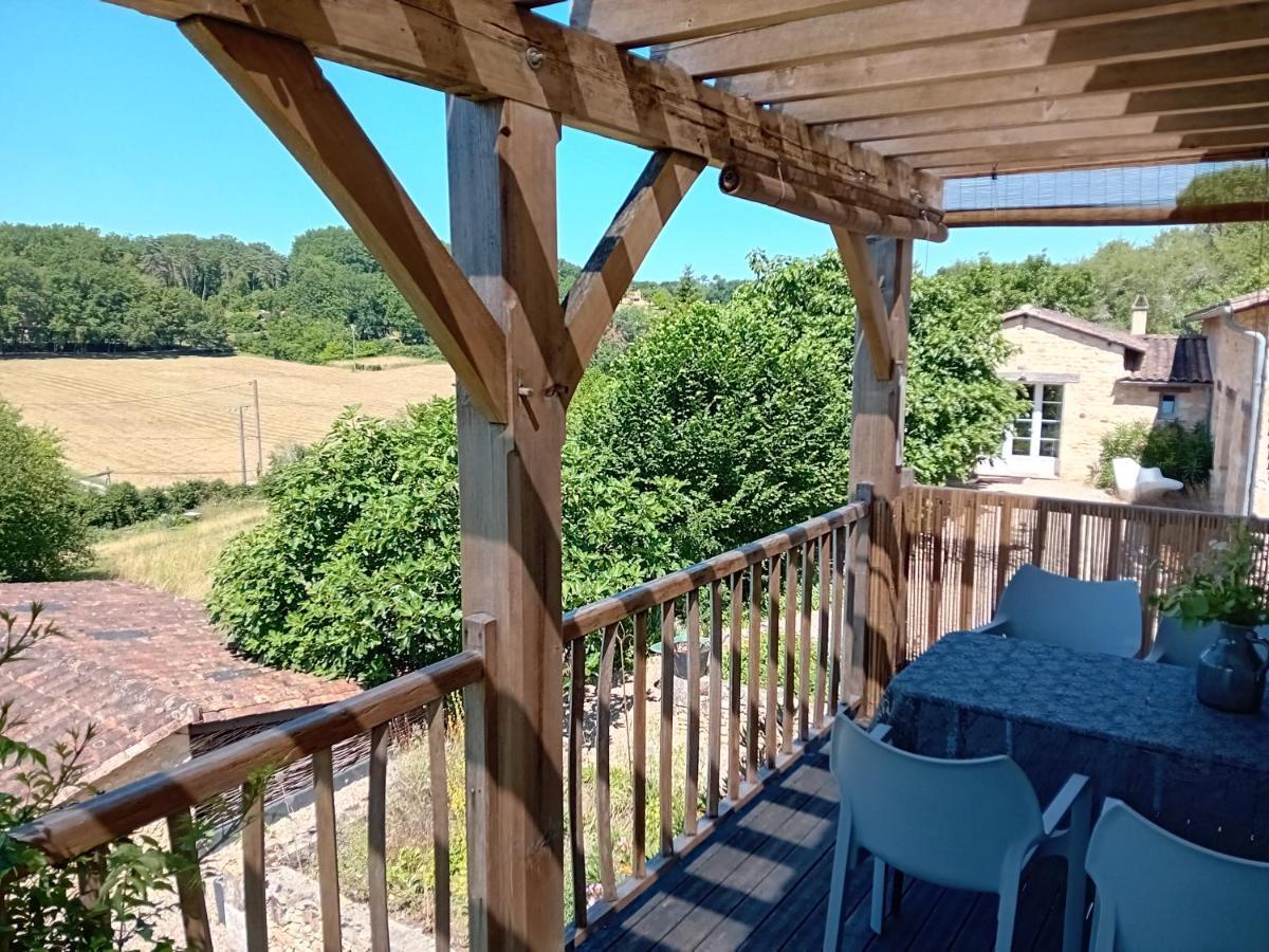 Domaine La Borniotte Apartment Saint-Alvere Bagian luar foto